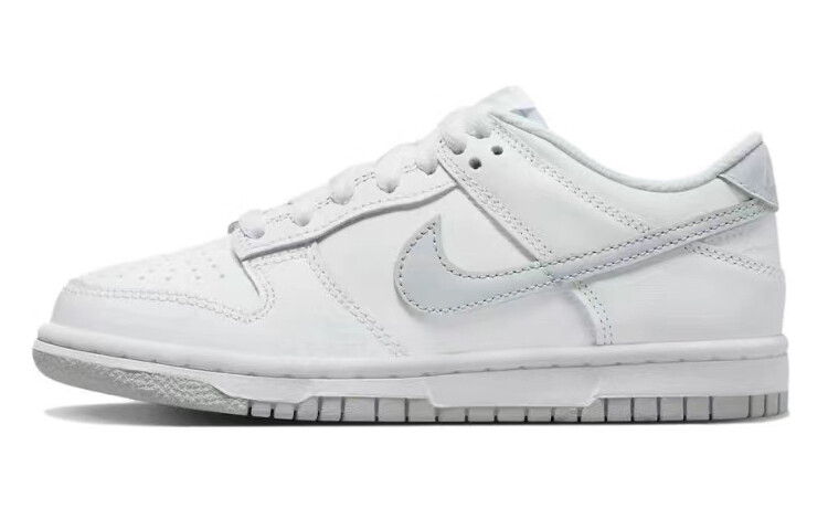 

Женские кроссовки для скейтбординга Nike Dunk