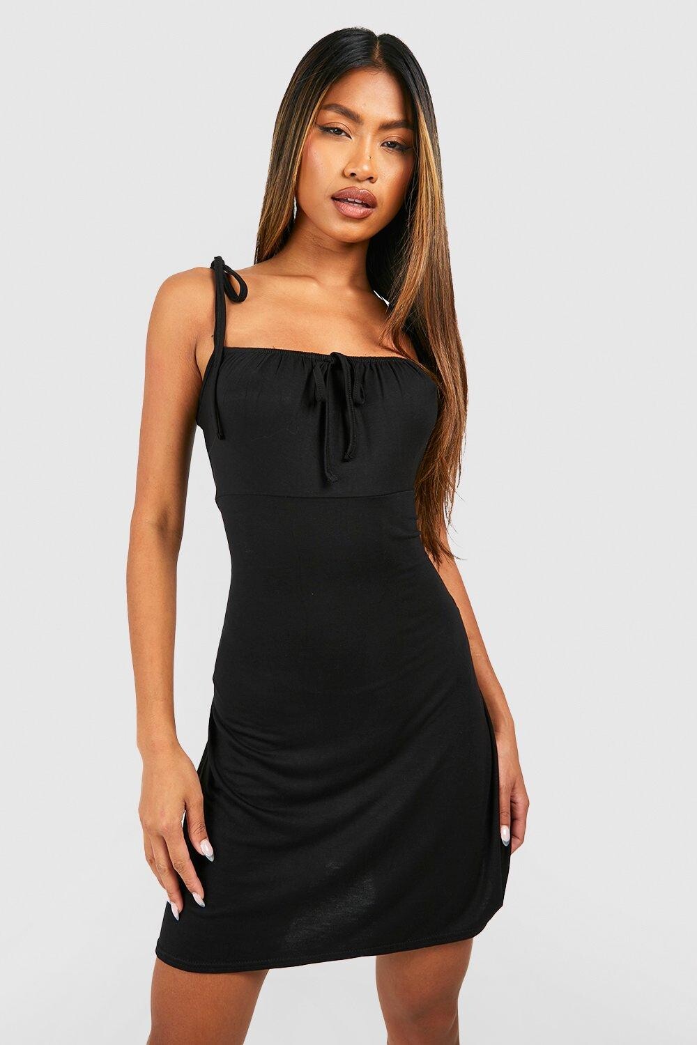 

Сарафан с завязками на плечах Boohoo, черный