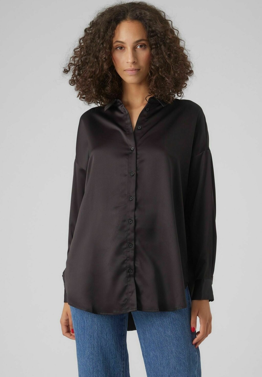 

Рубашка Vero Moda, черный