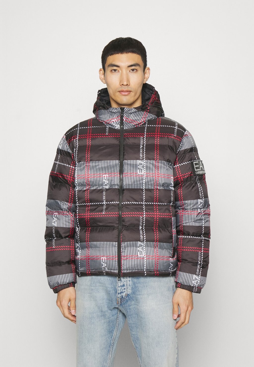 

Куртка де плюмас EA7 Emporio Armani, черный