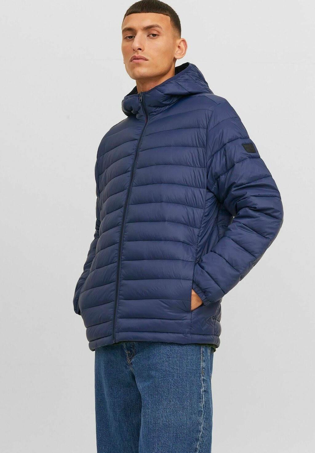 

Куртка Jack & Jones WATTIERTE KAPUZEN, цвет navy blazer