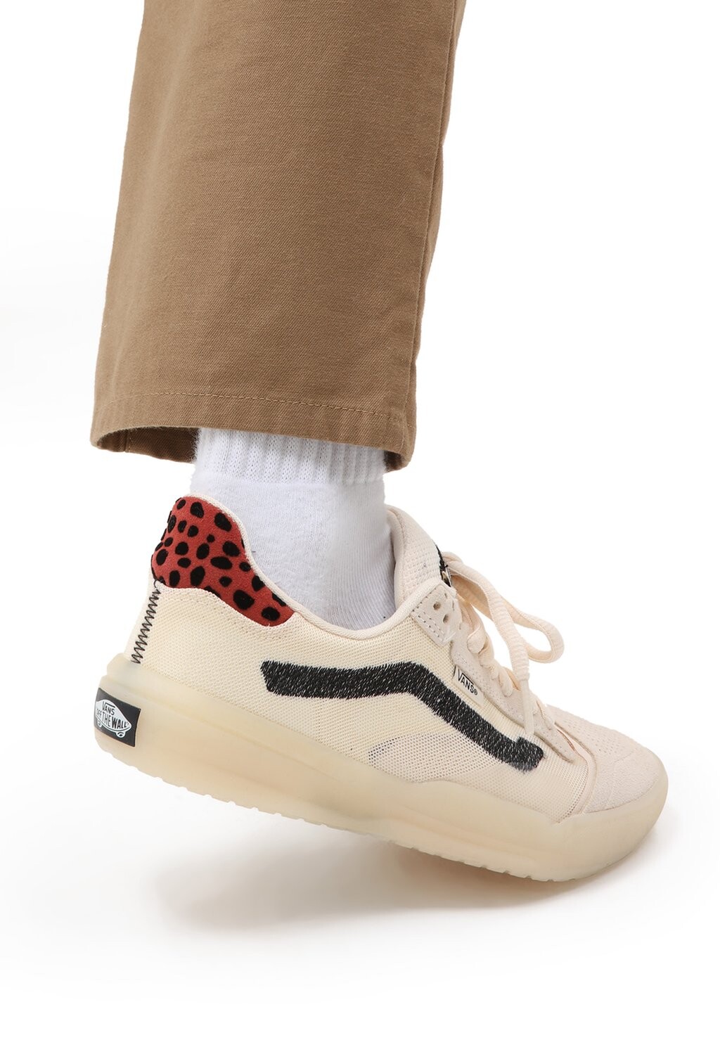 

Кроссовки Vans, бежевый