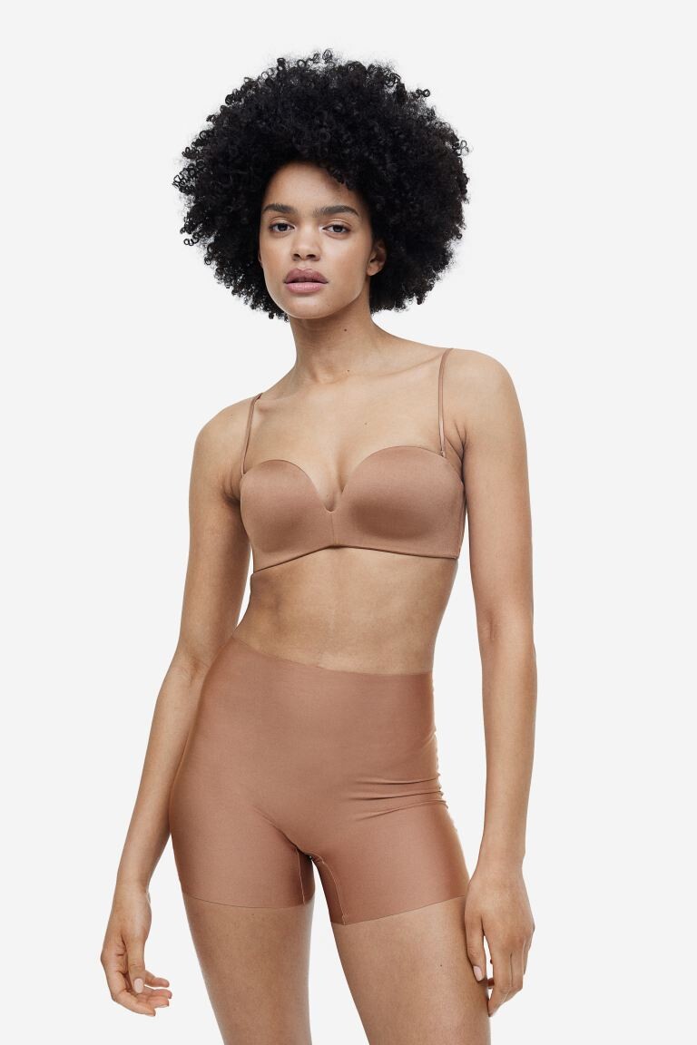 

Легкие моделирующие шорты, 2 пары H&M
