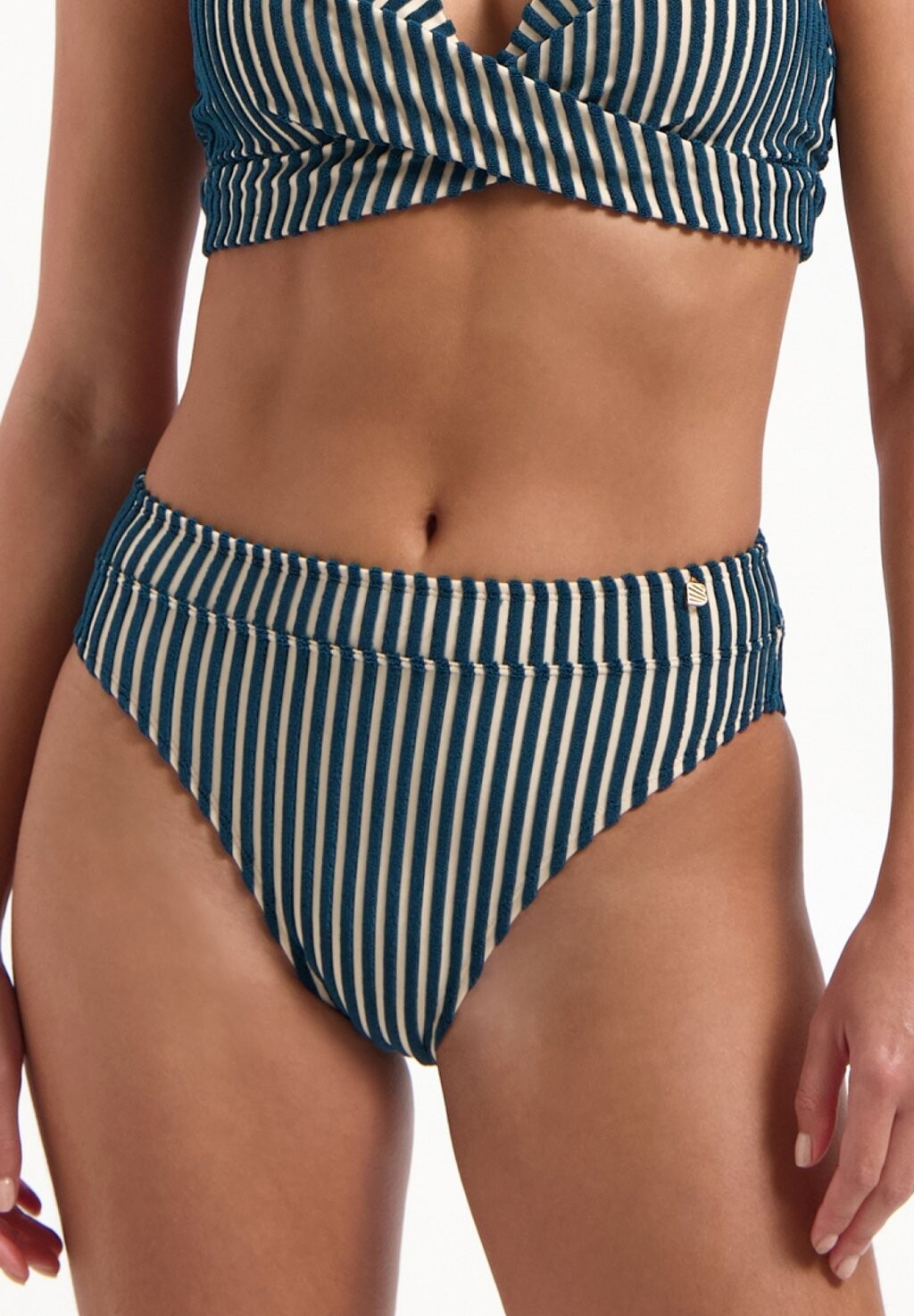 

Плавки бикини HIGH WAIST Beachlife, цвет donkergroen beige