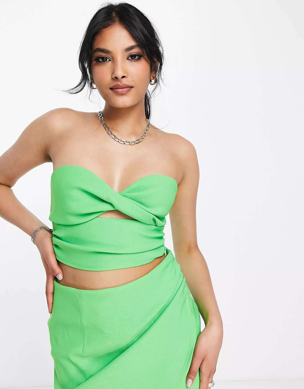 

Кислотно-зеленый топ-бандо в однотонную структуру ASOS