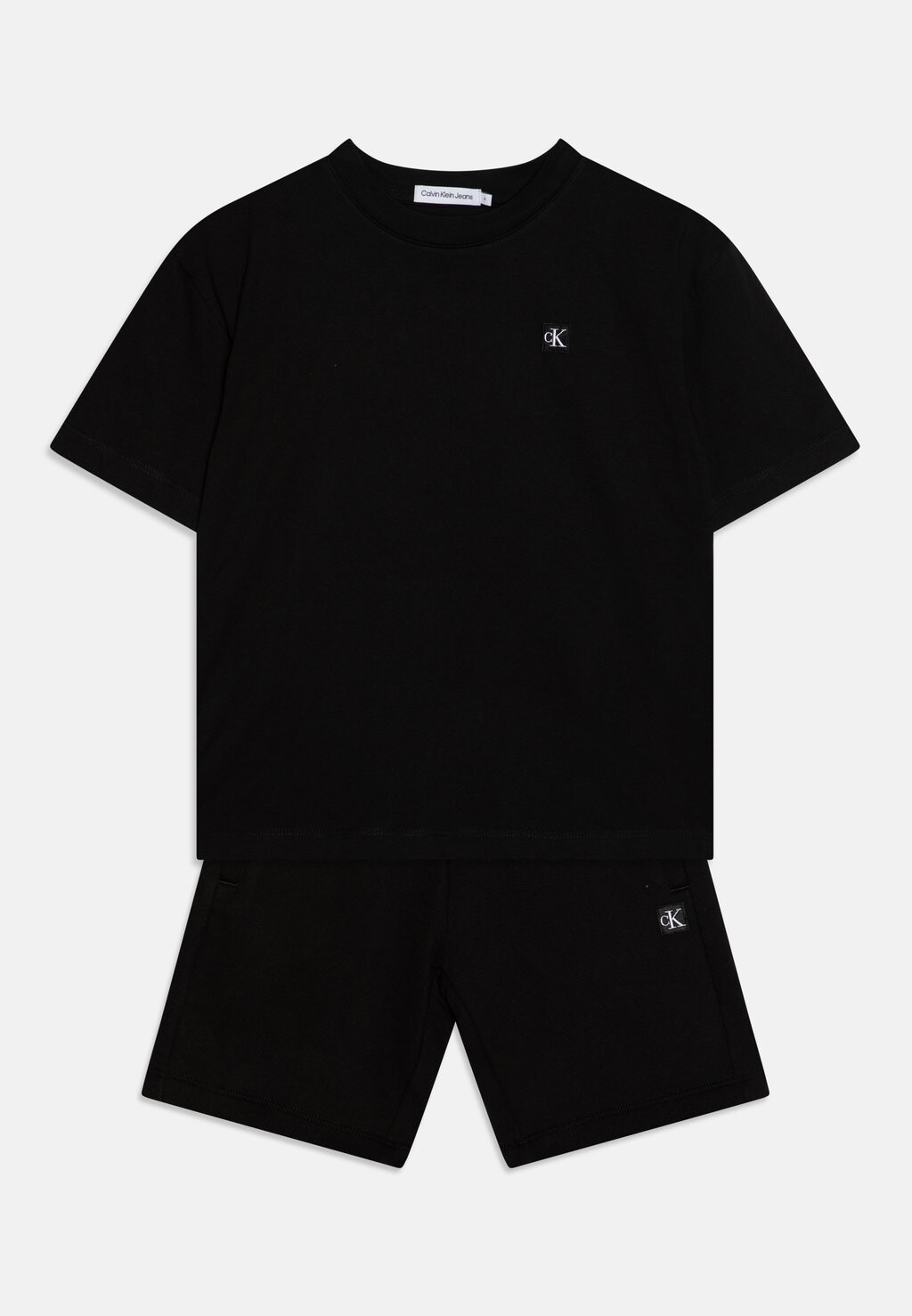 

Шорты MONO MINI BADGE UNISEX SET Calvin Klein Jeans, цвет black