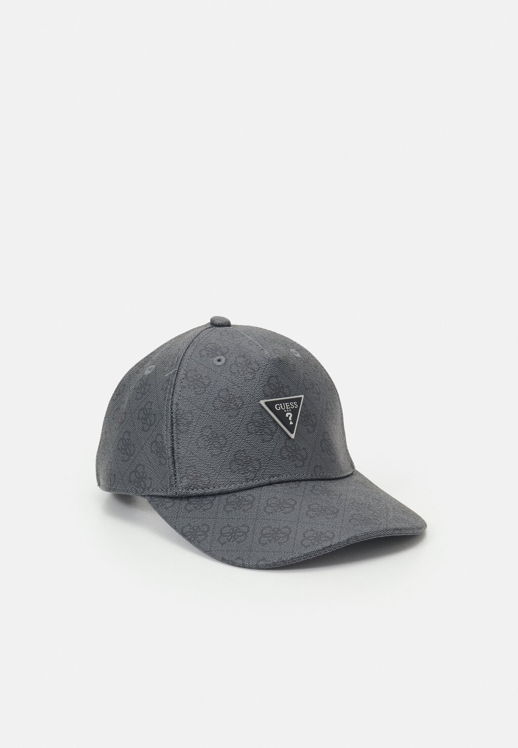 

Бейсболка Guess