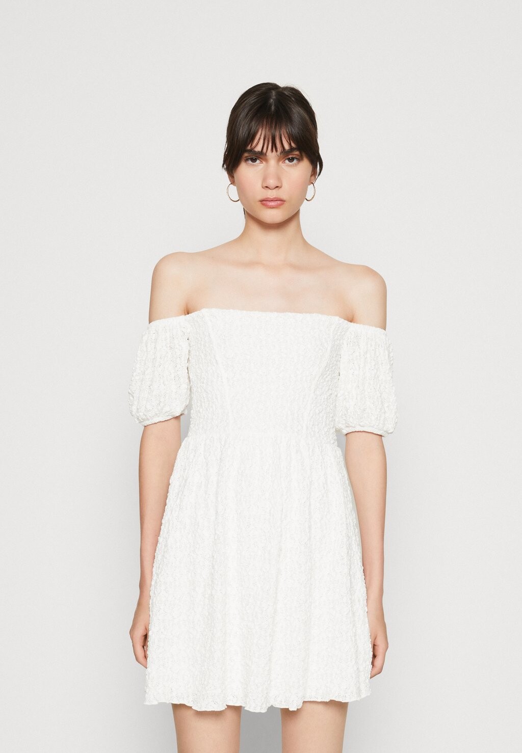 

Летнее платье Gina Tricot