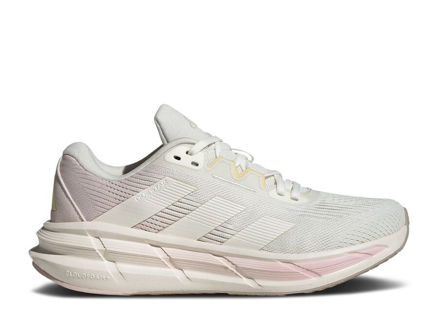 

Кроссовки adidas Wmns Questar 3, цвет Off White Putty Mauve