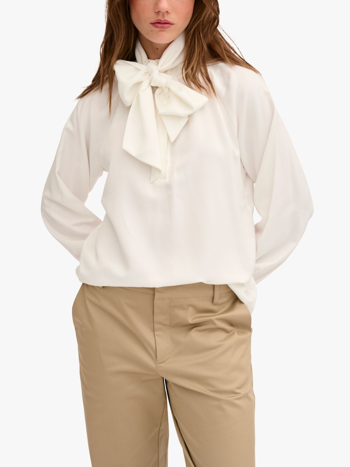 

Блузка Эстель с бантом MY ESSENTIAL WARDROBE, чистый белый цвет