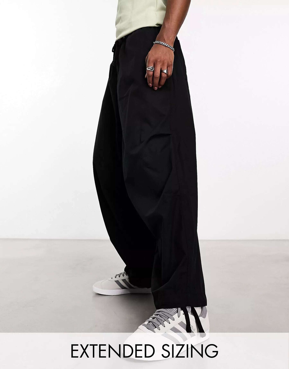 

Черные брюки-парашюты ASOS, Черный