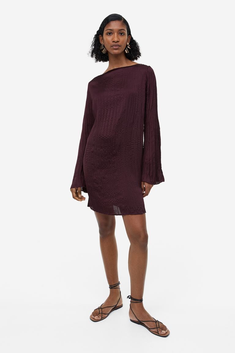 

Плиссированное атласное платье H&M
