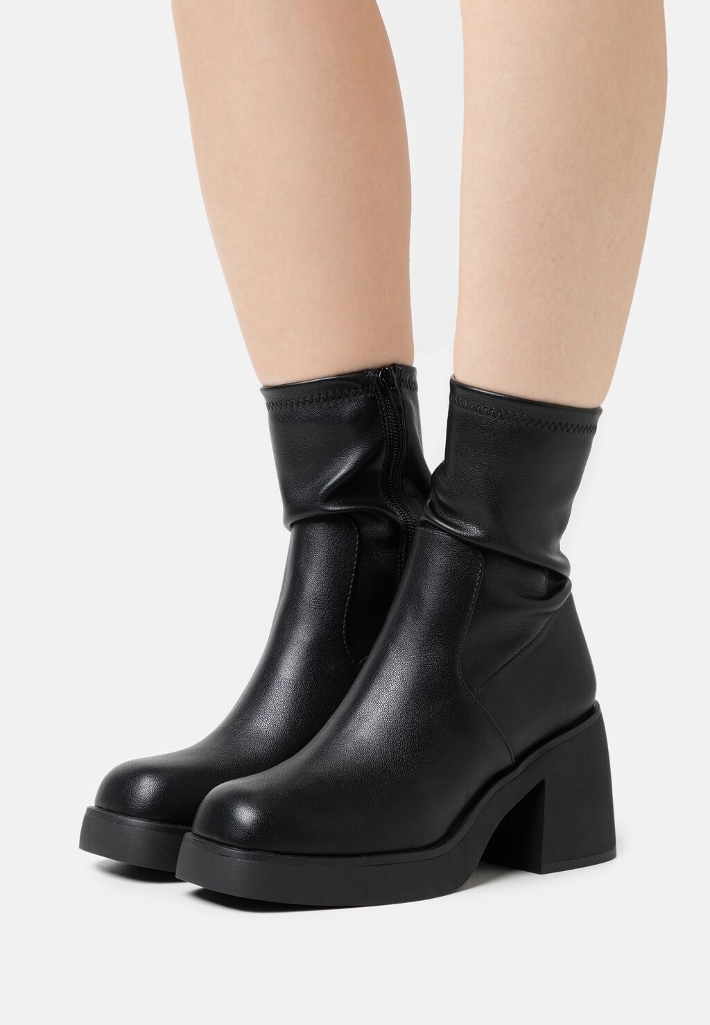

Ботильоны на платформе ALDO, черный