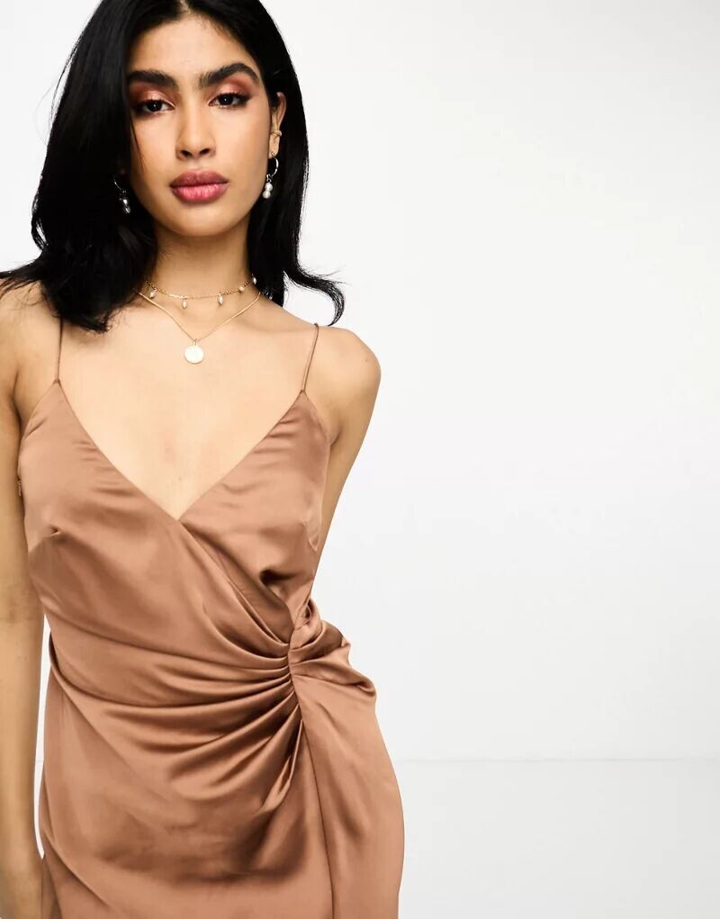 

Атласное платье макси цвета мокко с драпировкой ASOS Bridesmaid -