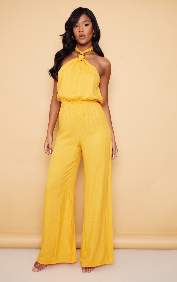 

PrettyLittleThing Высокий оранжевый комбинезон с широкими штанинами и воротником-халтер