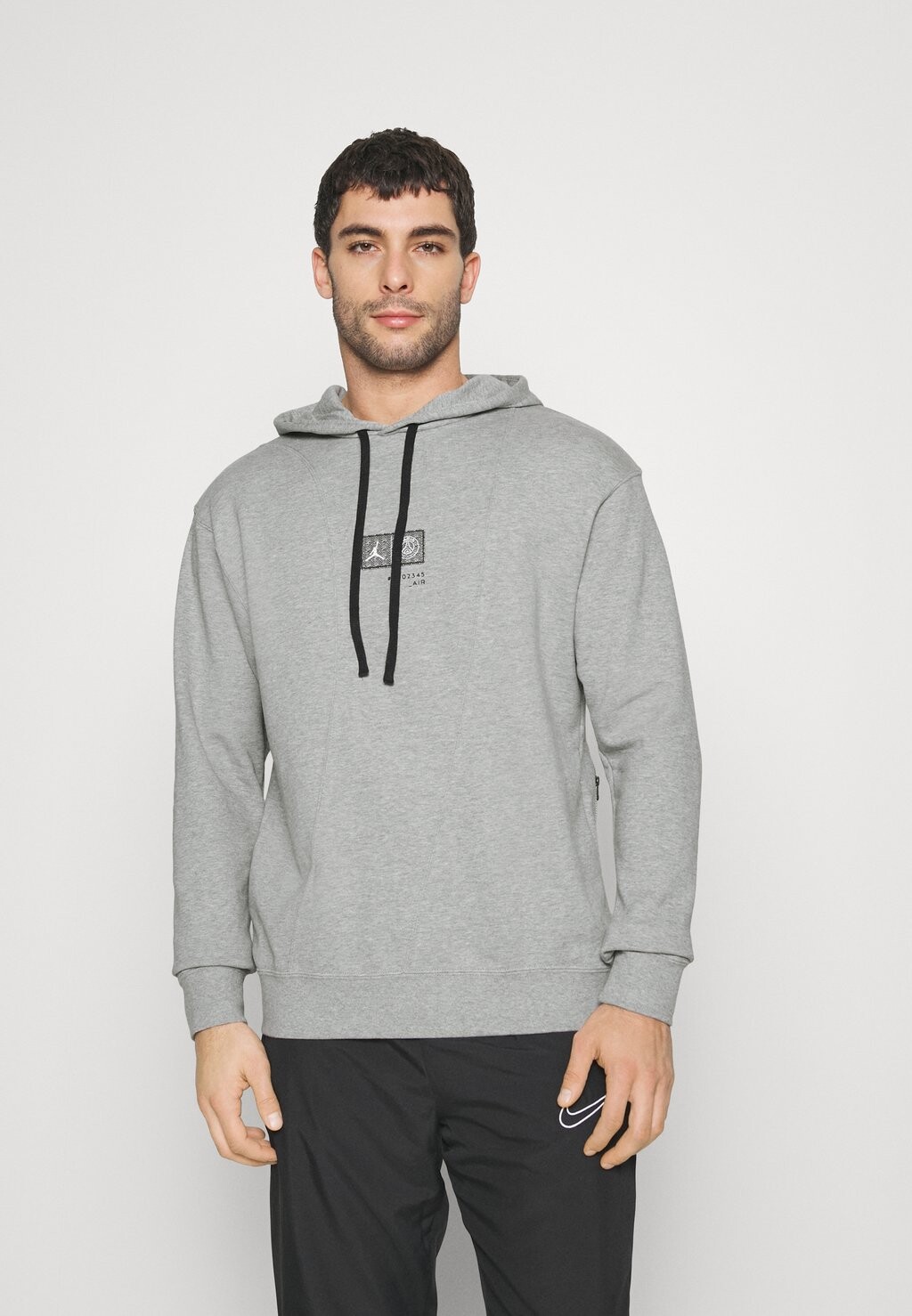 

Клубная одежда Nike M J PSG FLC PO, темно-серый вереск/белый