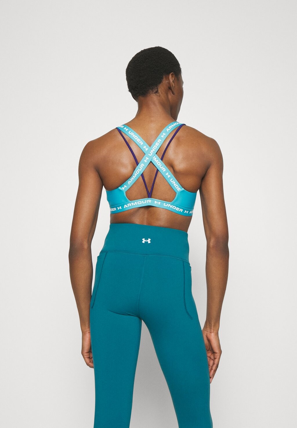 

Спортивный бюстгальтер с легкой поддержкой Under Armour