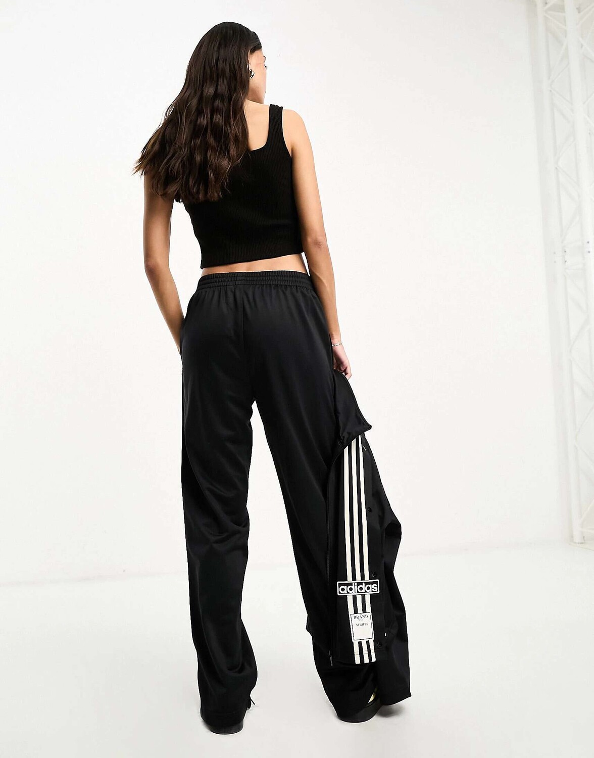 

Черные широкие брюки adidas Originals 'Neutral Court' adibreak, Черный