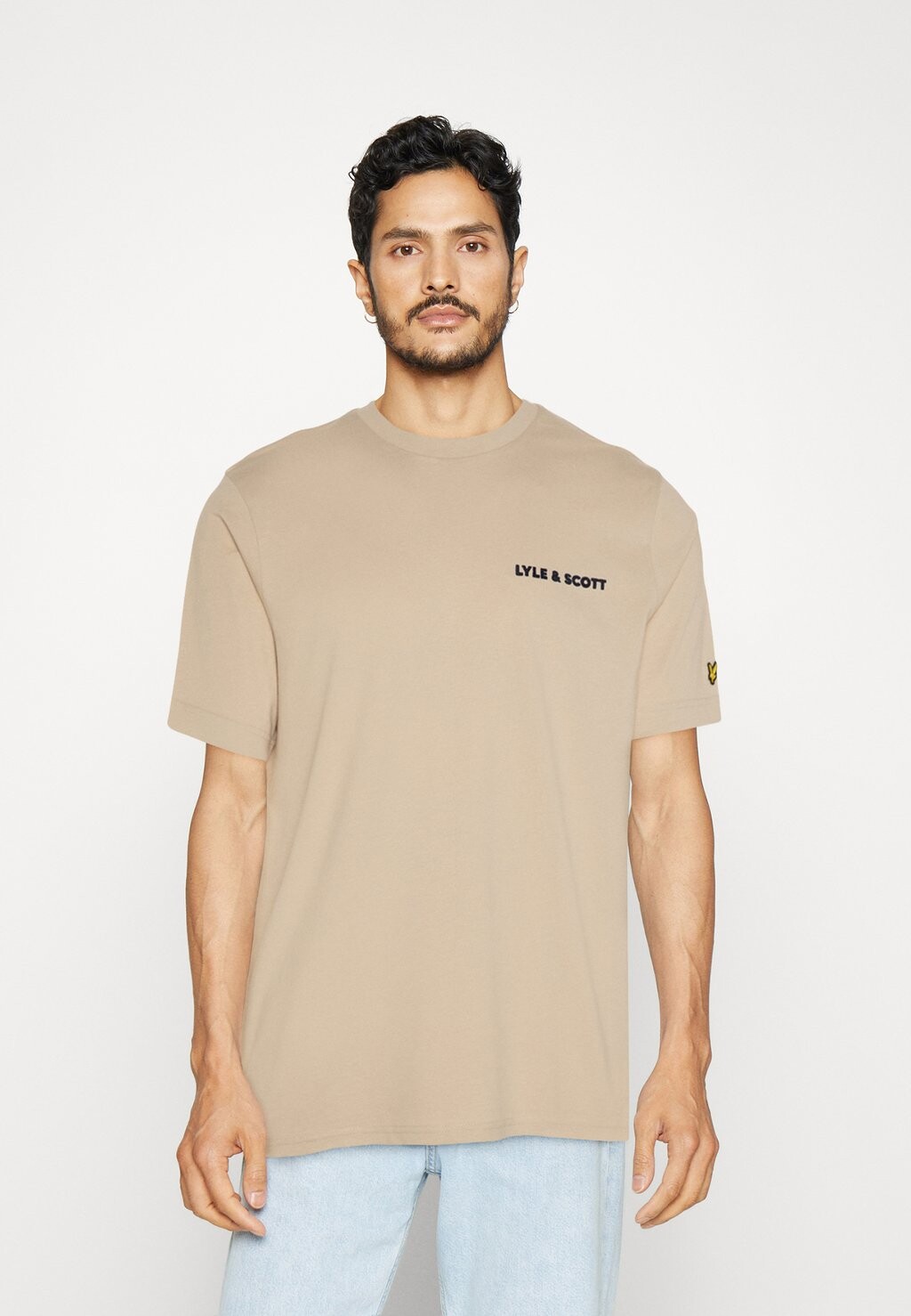 

Футболка с принтом Lyle & Scott, бежевый