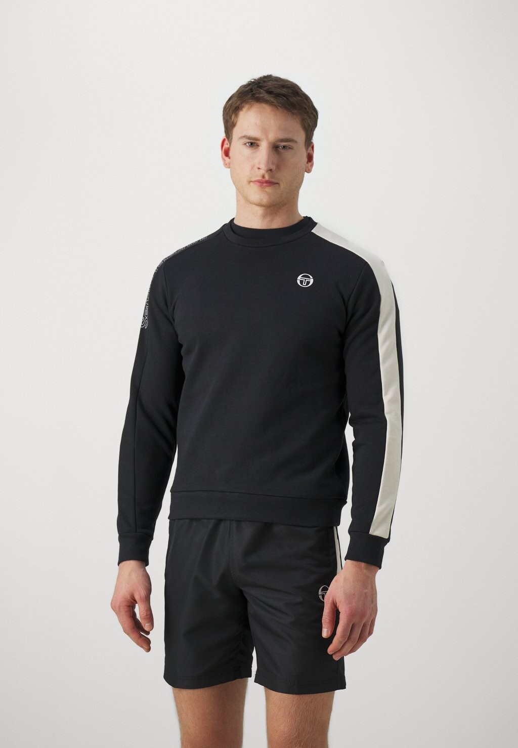 

Толстовка Aettone Sergio Tacchini, цвет black/pearled ivory