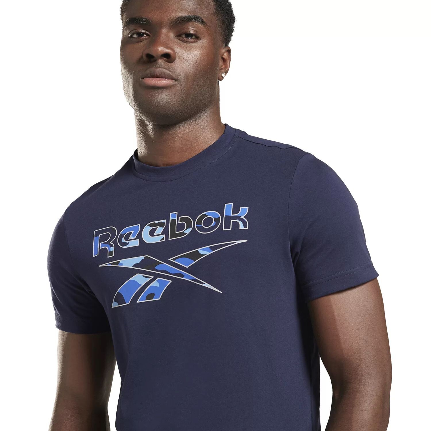 

Мужская футболка Reebok Identity с камуфляжным логотипом