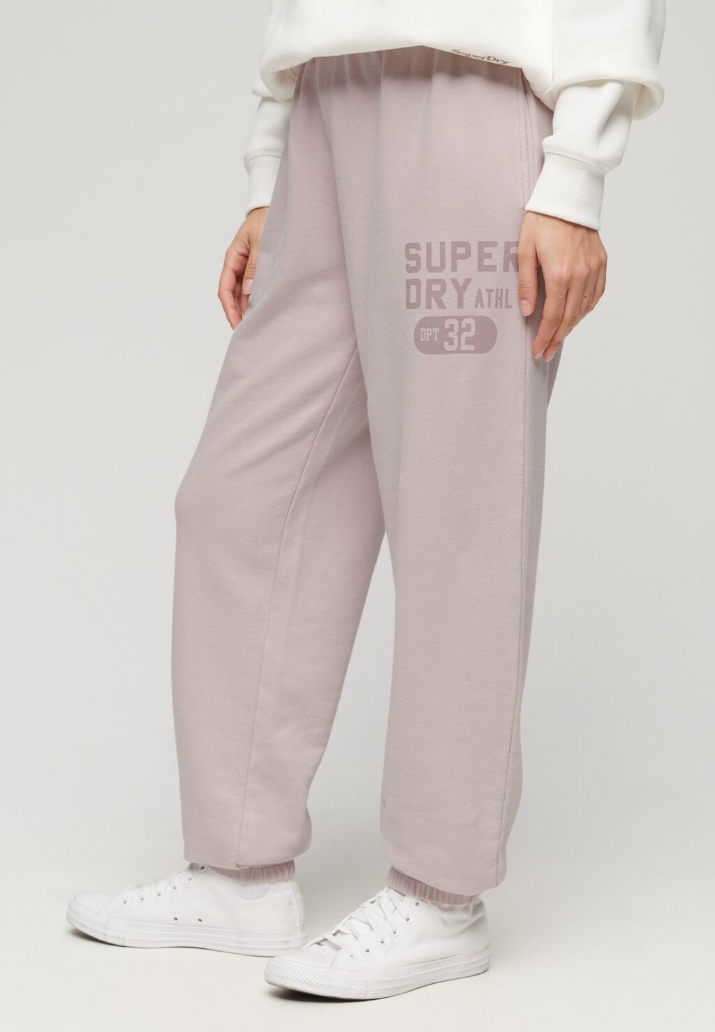 

Спортивные брюки VINTAGE WASHED GRAPHIC JOGGER Superdry, светло-серый