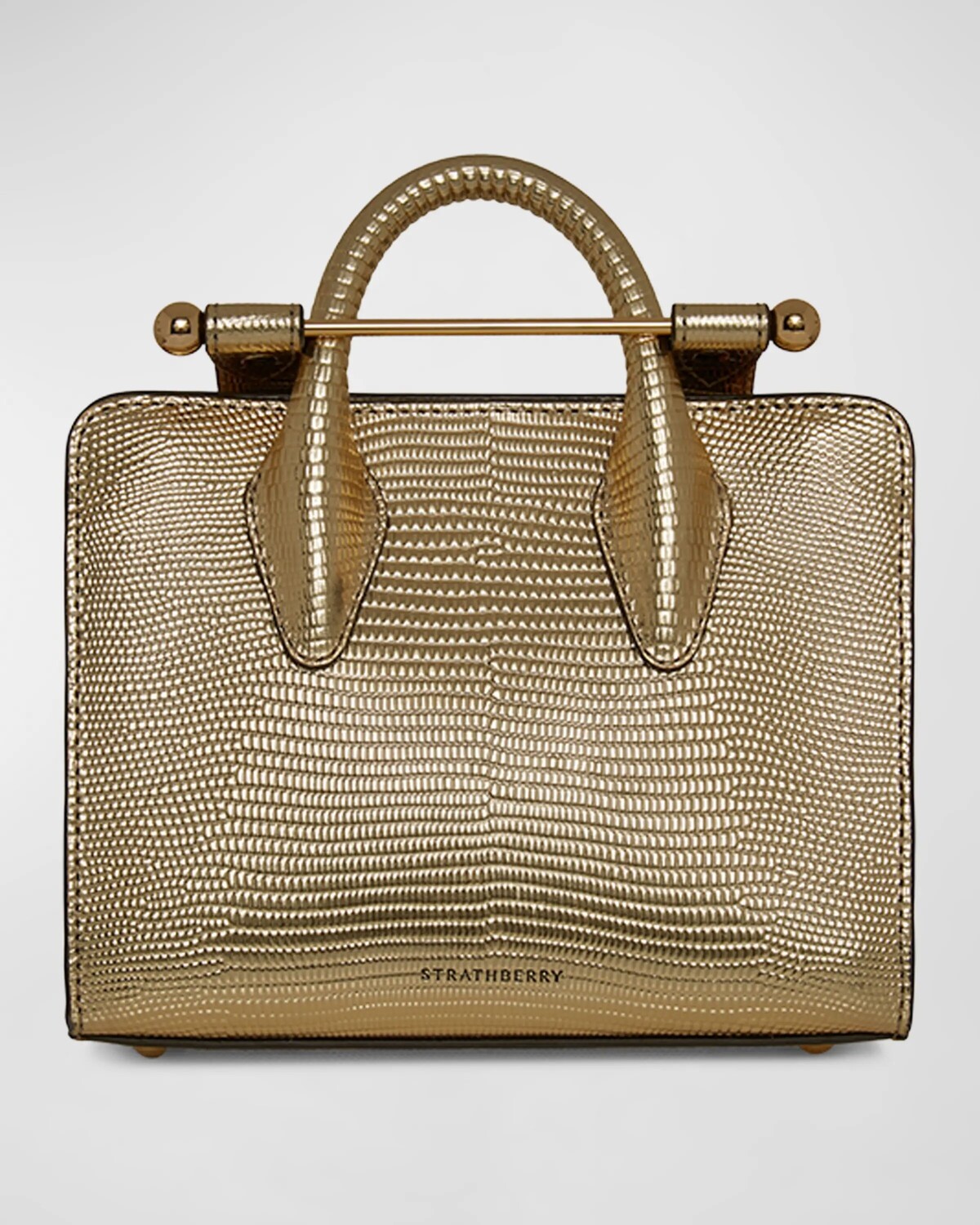 

Сумка-тоут с тиснением ящерицы Nano Metallic STRATHBERRY, цвет Light Gold