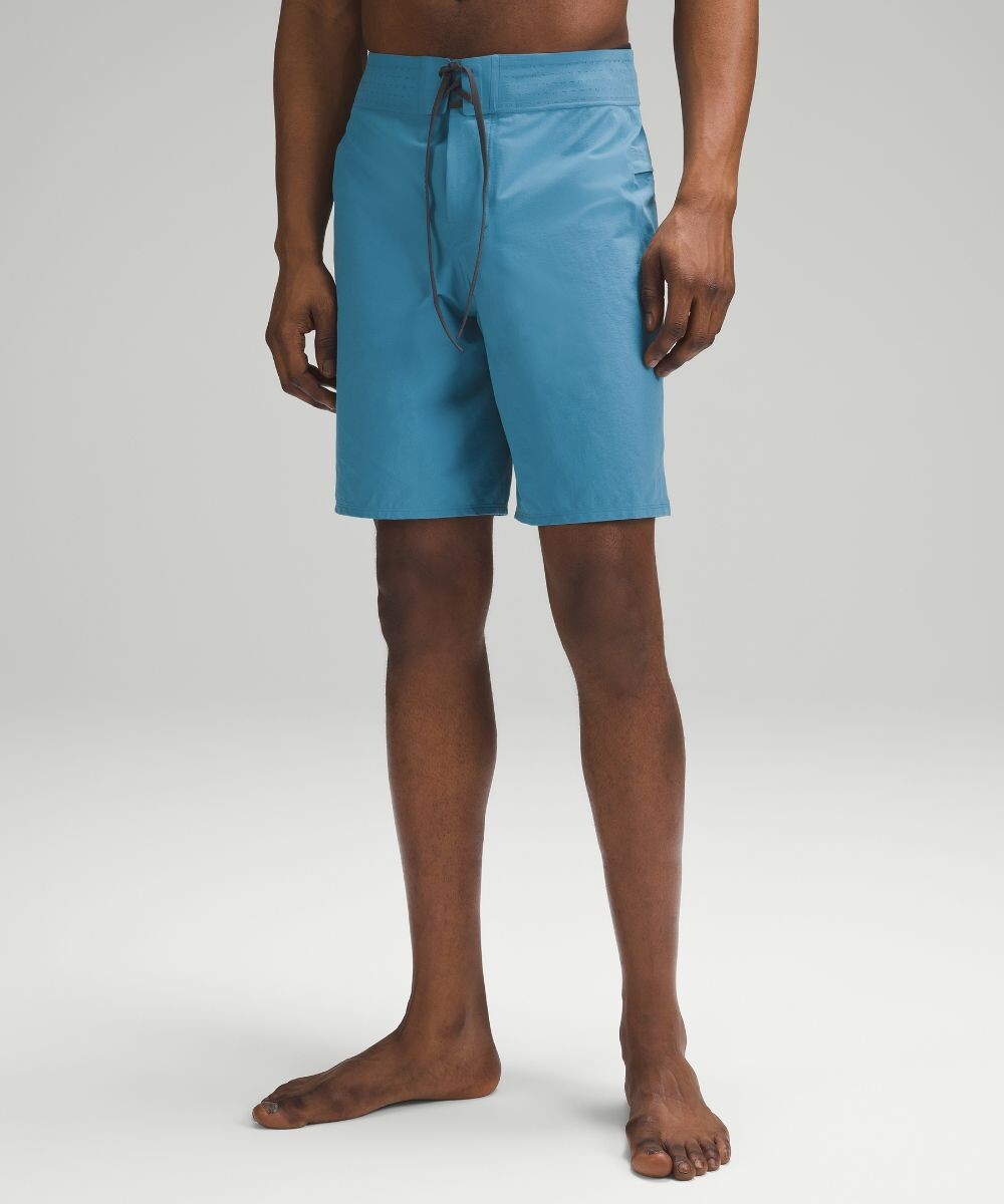 

Шорты Lululemon