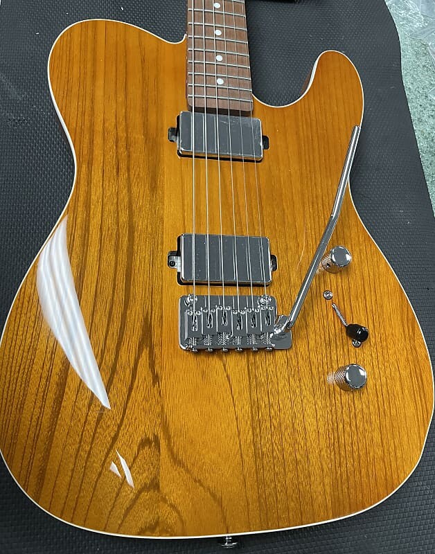 

Электрогитара Schecter PT Van Nuys BUNDLE w/ case Gloss Natural Ash