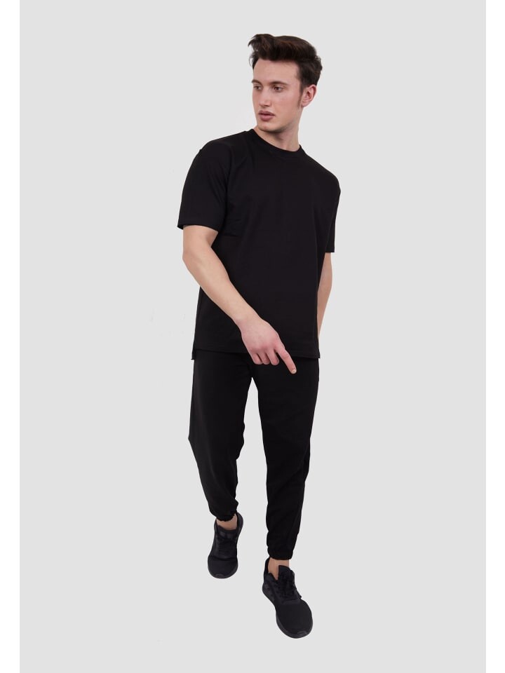 

Спортивный костюм Tom Barron, цвет milky black
