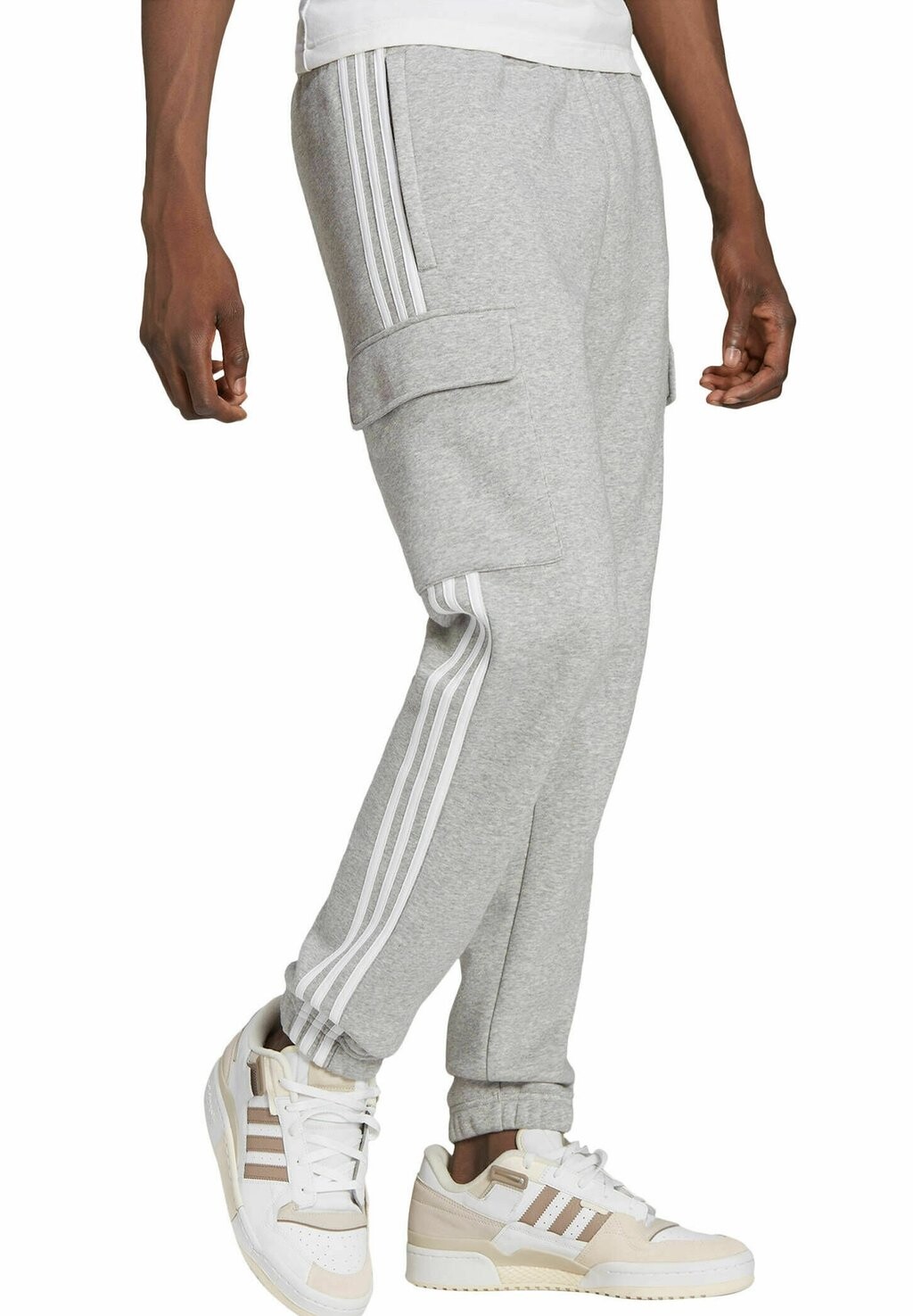 

Спортивные брюки adidas Originals, серый