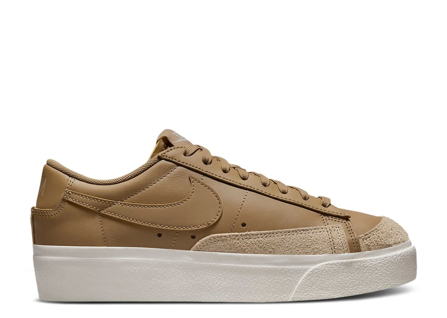 

Кроссовки Nike Wmns Blazer Low Platform 'Dark Driftwood', коричневый