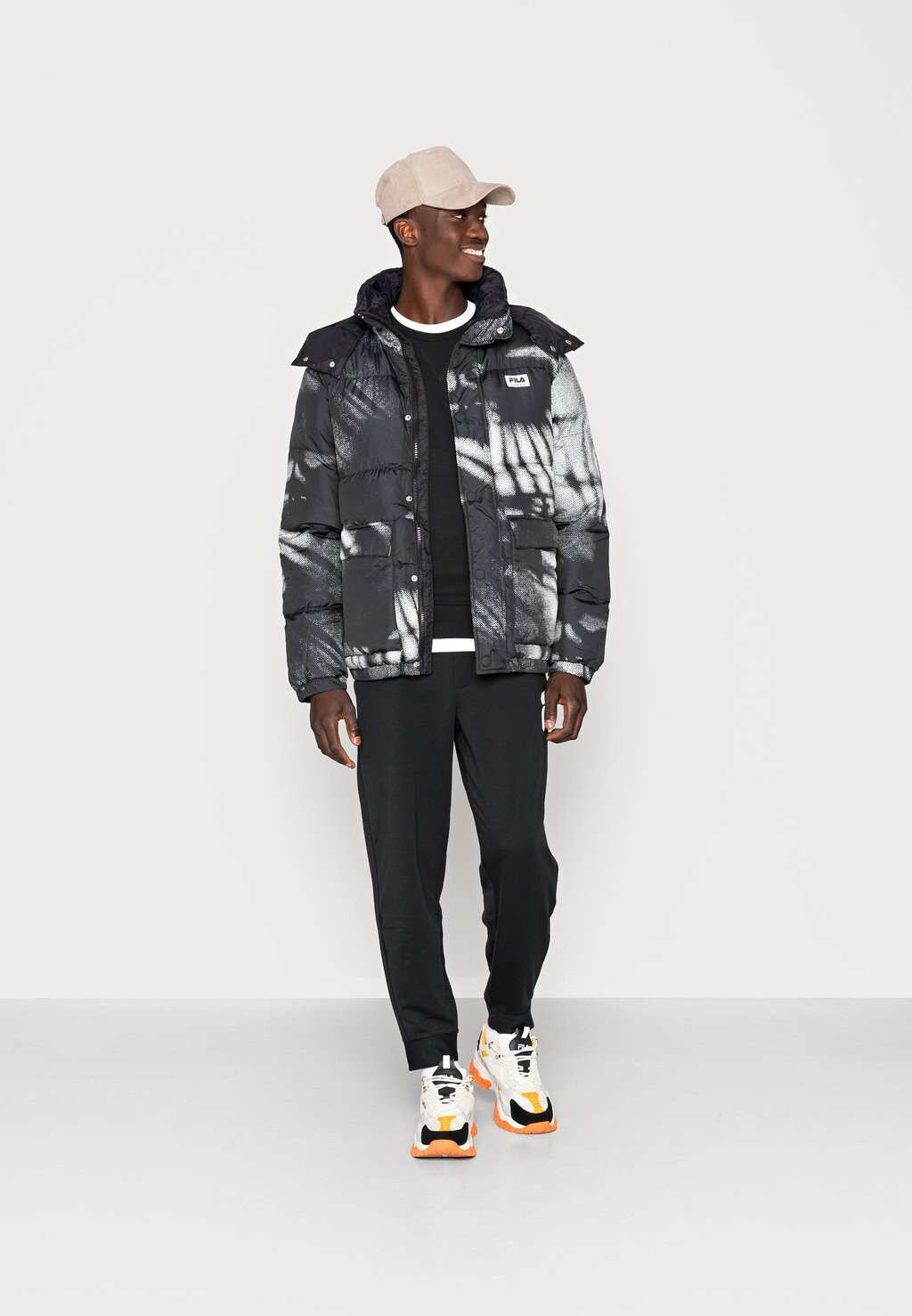 

Куртка зимняя Fila