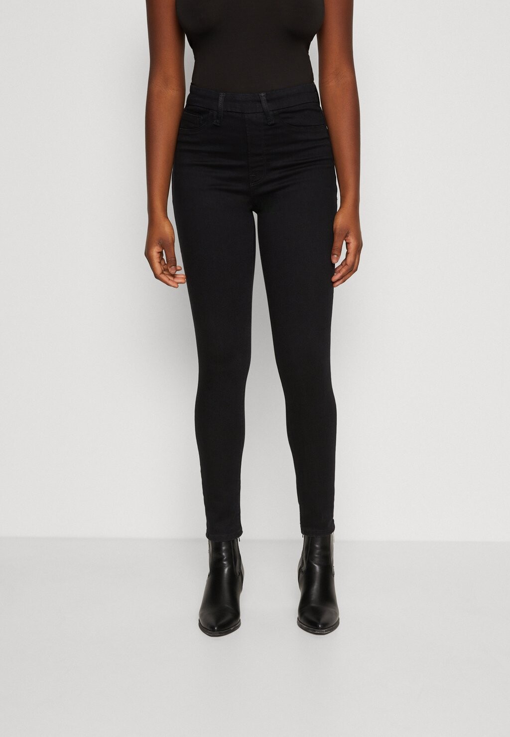 

Джинсы Skinny Fit Good American, черный