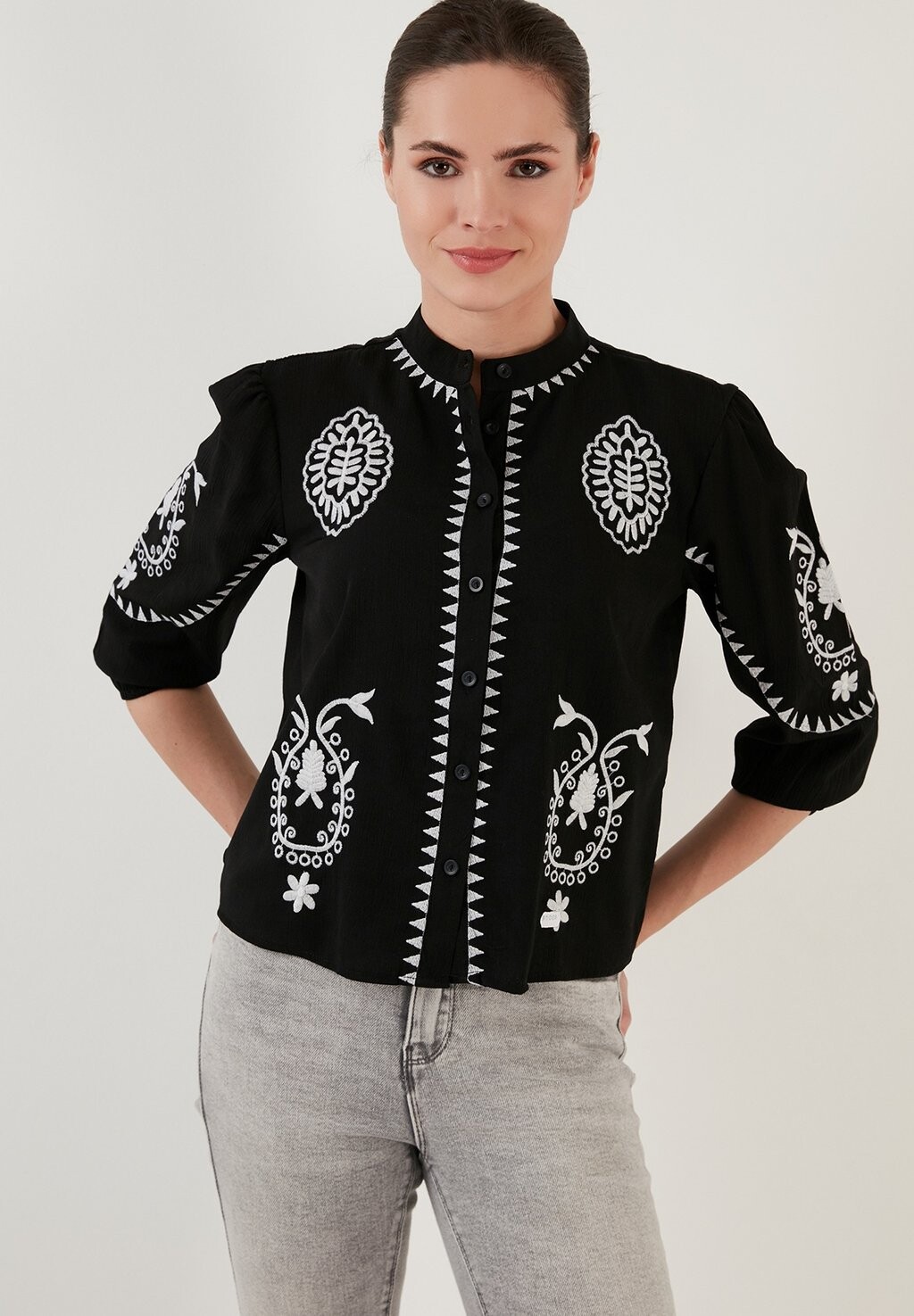 

Рубашка LELA