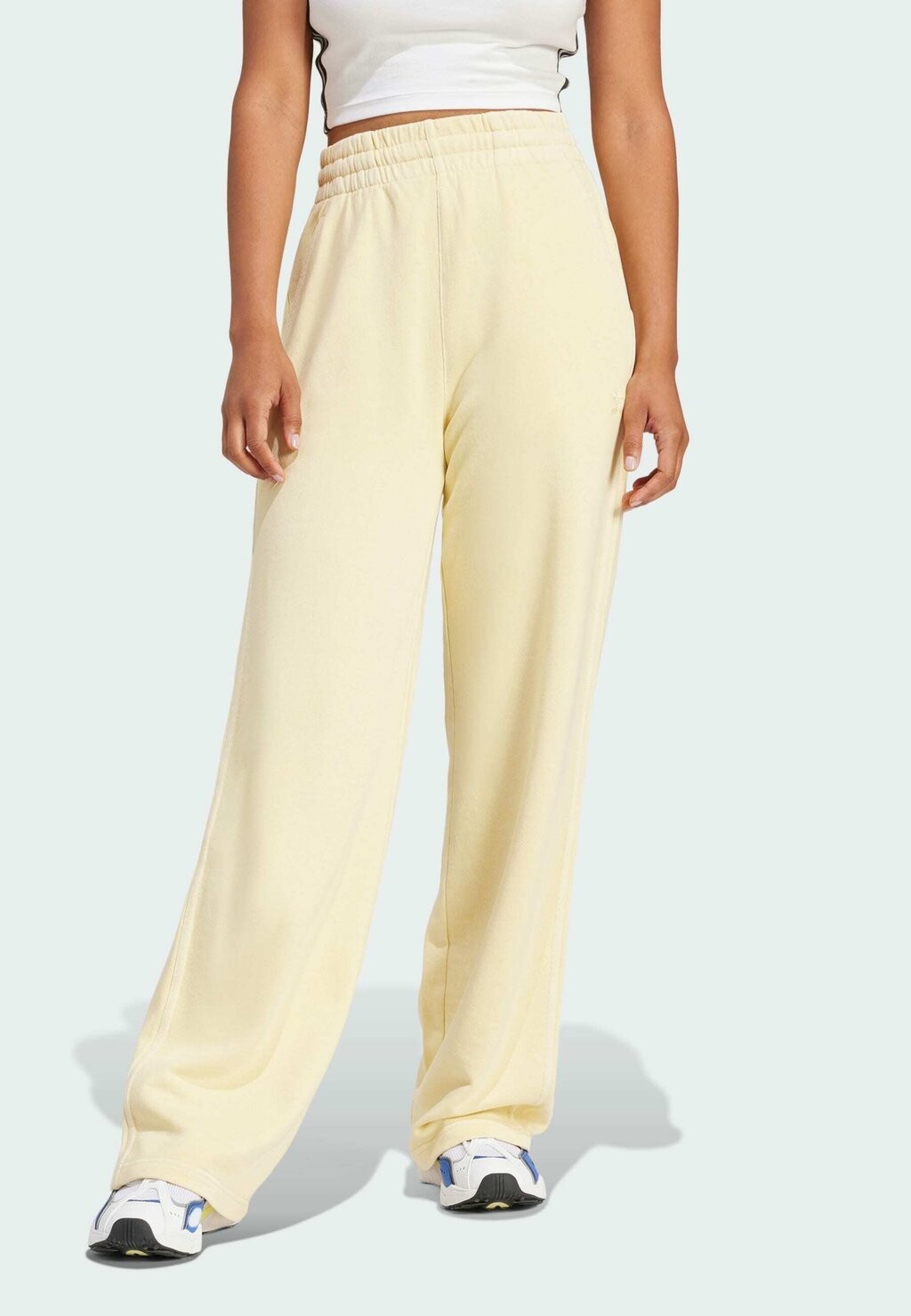 

Спортивные брюки Essentials Plus adidas Originals, цвет almost yellow