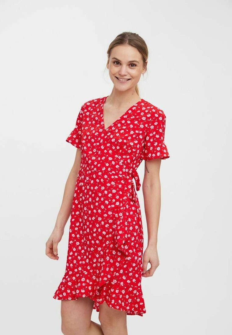

Летнее платье Vero Moda, красный