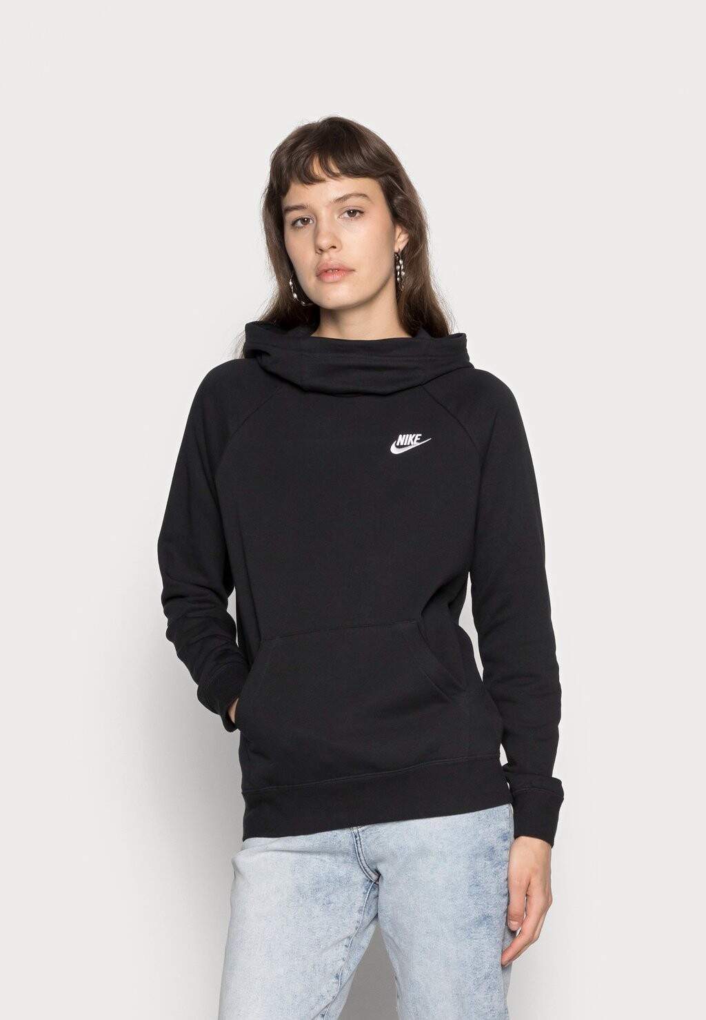 

Джемпер Nike, черно-белый