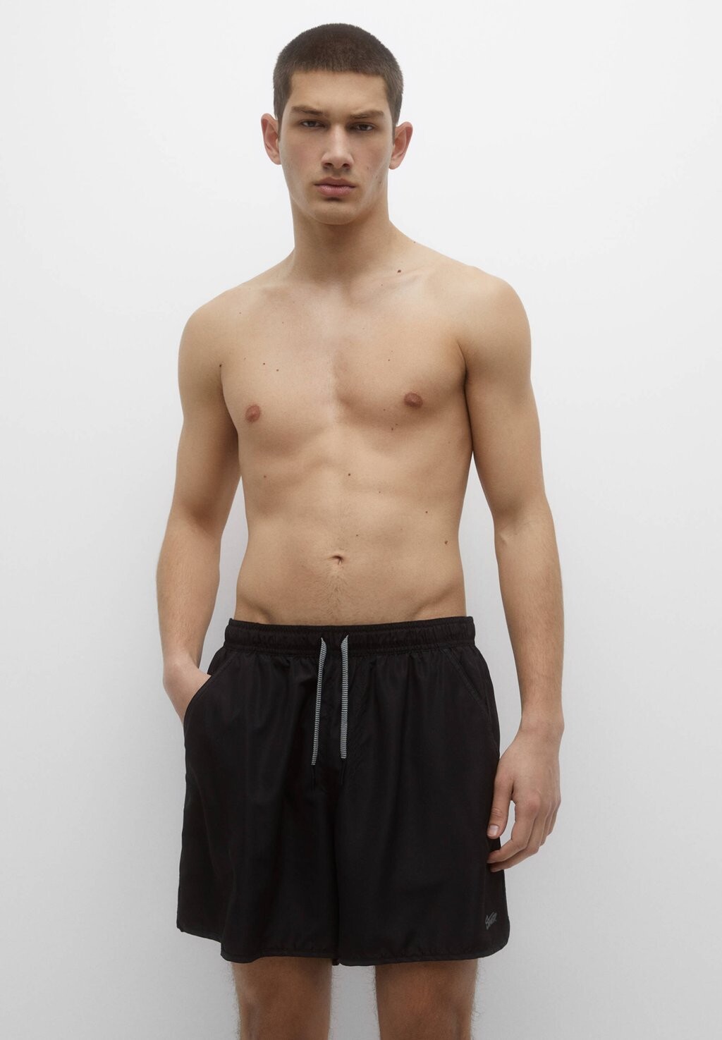 

Плавки BASIC WITH ELASTIC WAISTBAND PULL&BEAR, цвет black
