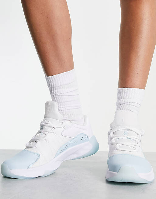 

Голубые кроссовки Air Jordan 11 CMFT Low, Синий