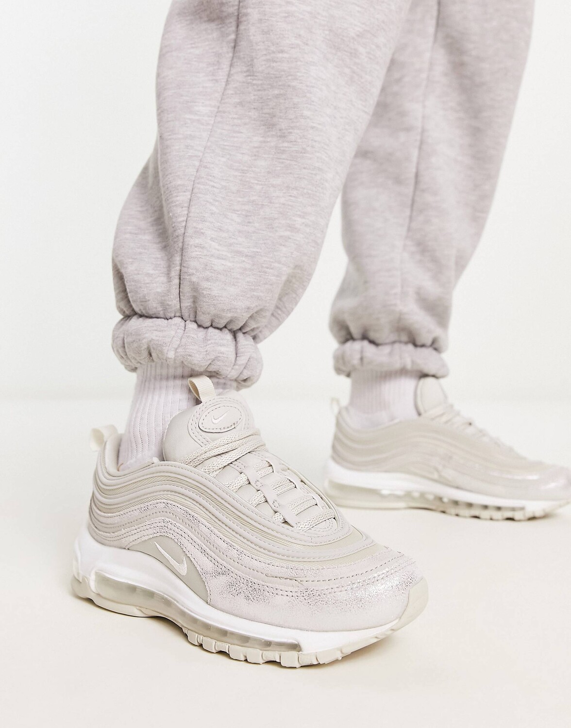

Кроссовки Nike Air Max 97 из светлой кости