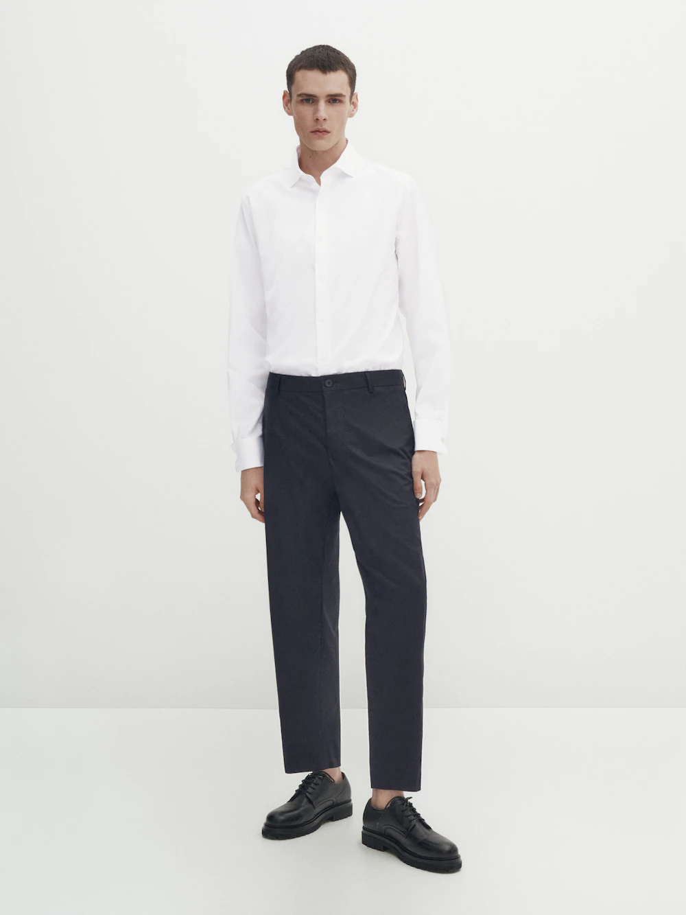 

Рубашка облегающего кроя с двумя манжетами саржи Massimo Dutti, белый