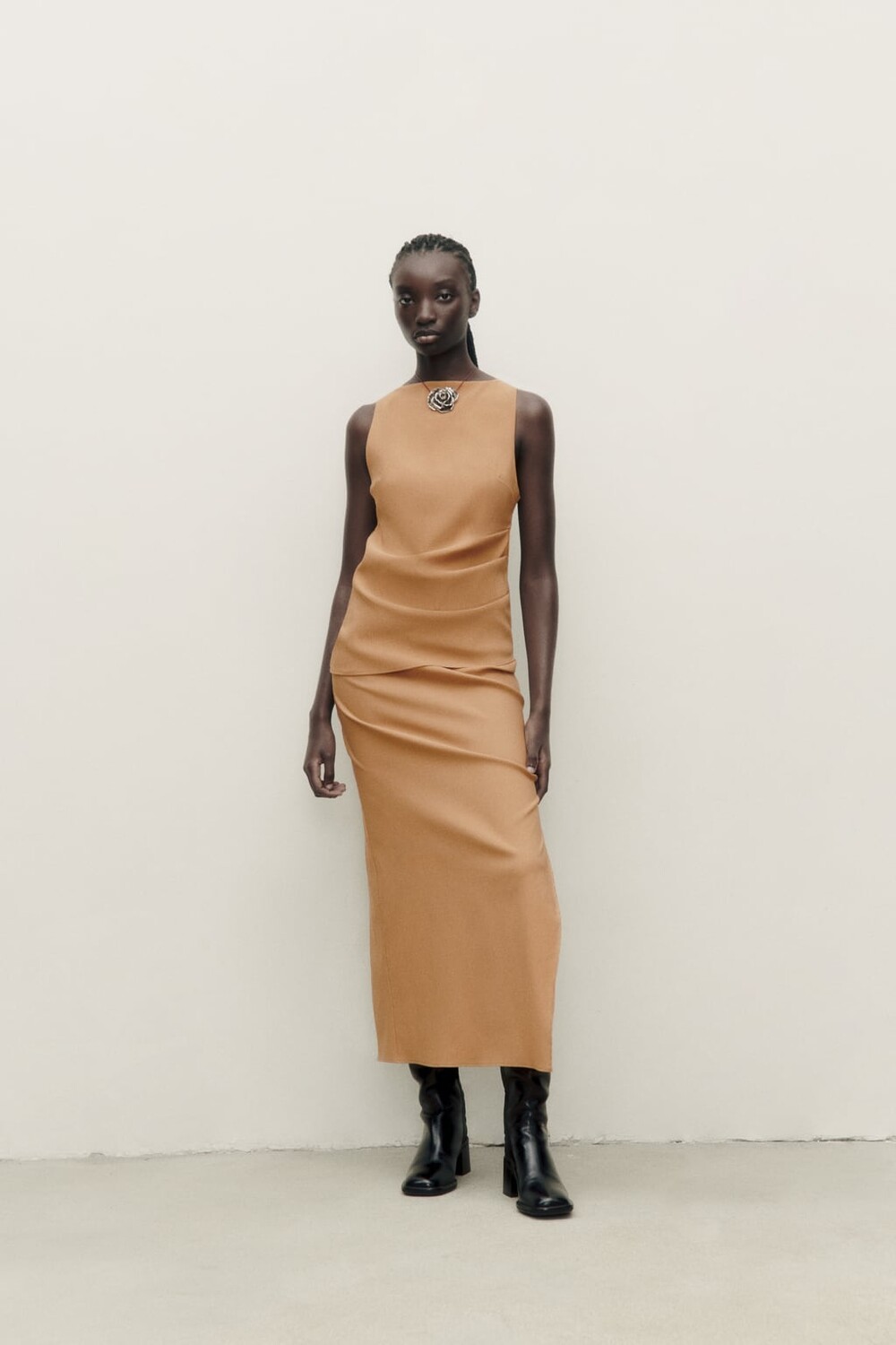

Юбка стрейч со сборками ZARA, светло-коричневый