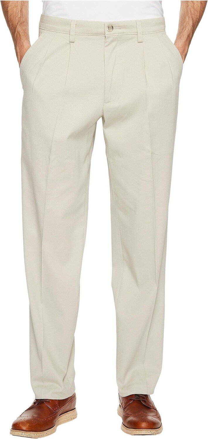 

Брюки Dockers Easy Khaki D3 Classic Fit Pleated Pants, цвет Cloud
