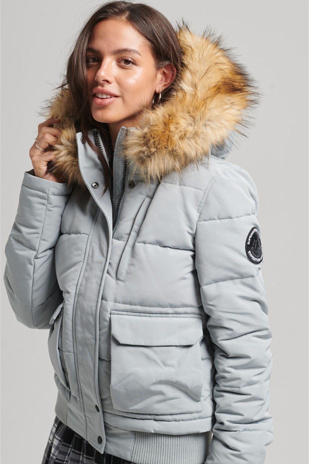 

Пуховик Everest с капюшоном Superdry, синий