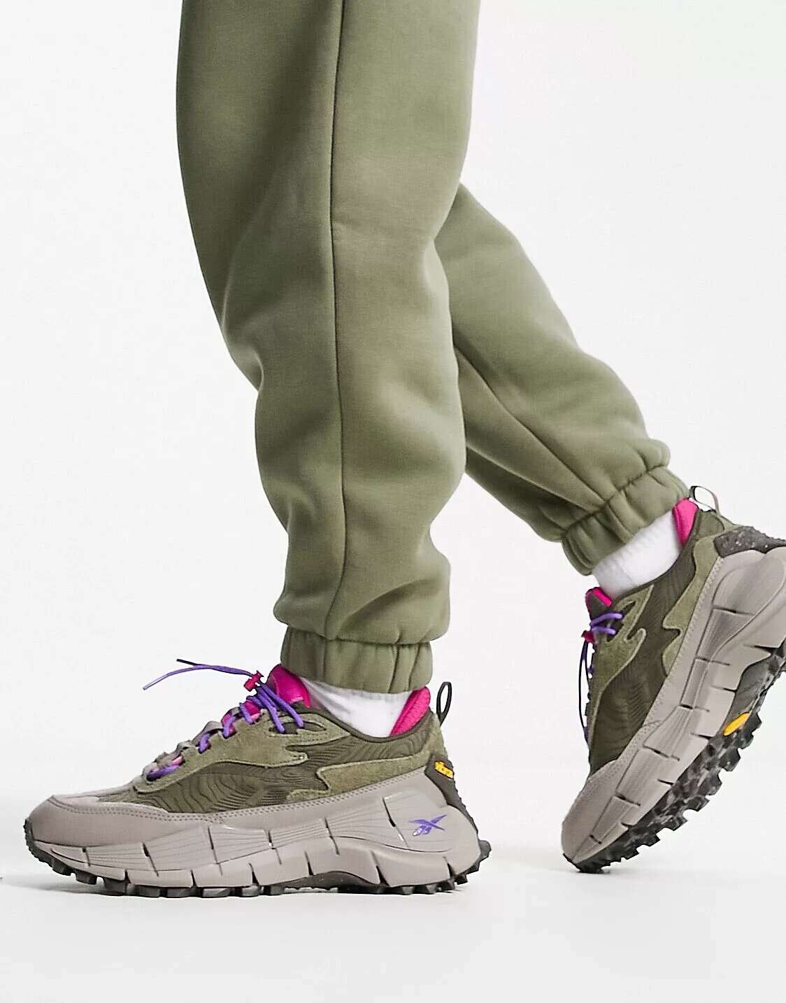 

Зеленые кроссовки Reebok Zig Kinetica 2.5 Edge, Зеленый