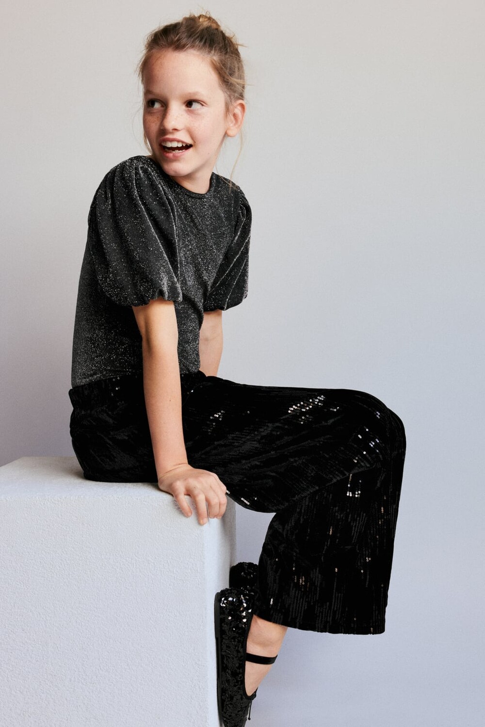 

Боди с блестящими аппликациями ZARA, черный