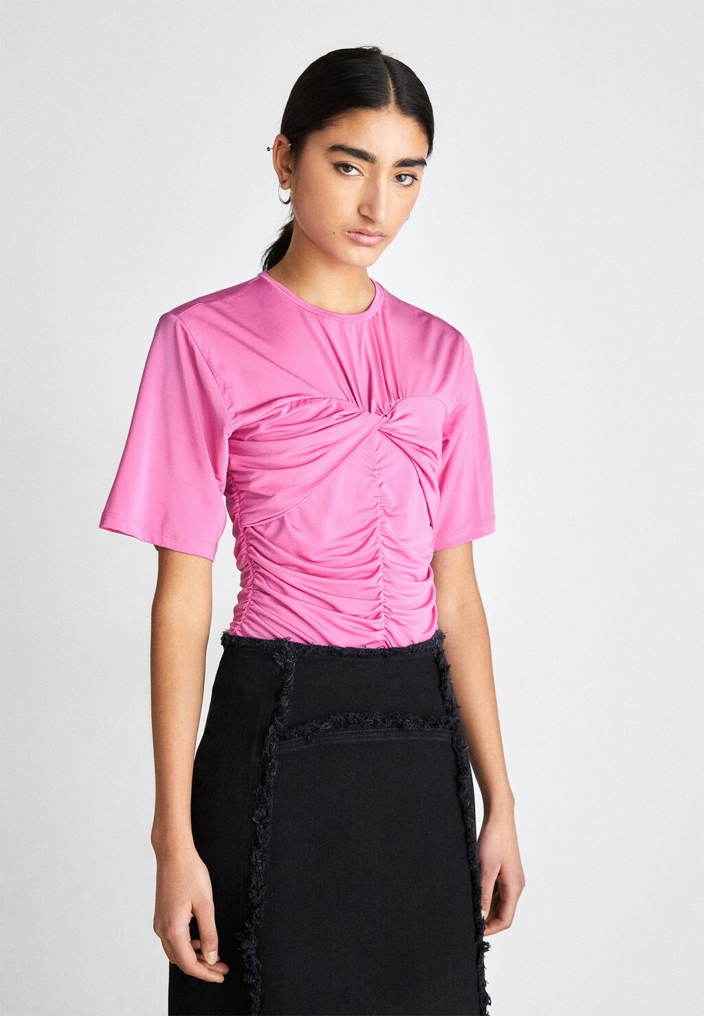 

Футболка с принтом ASHAGZ BLOUSE Gestuz, розовый