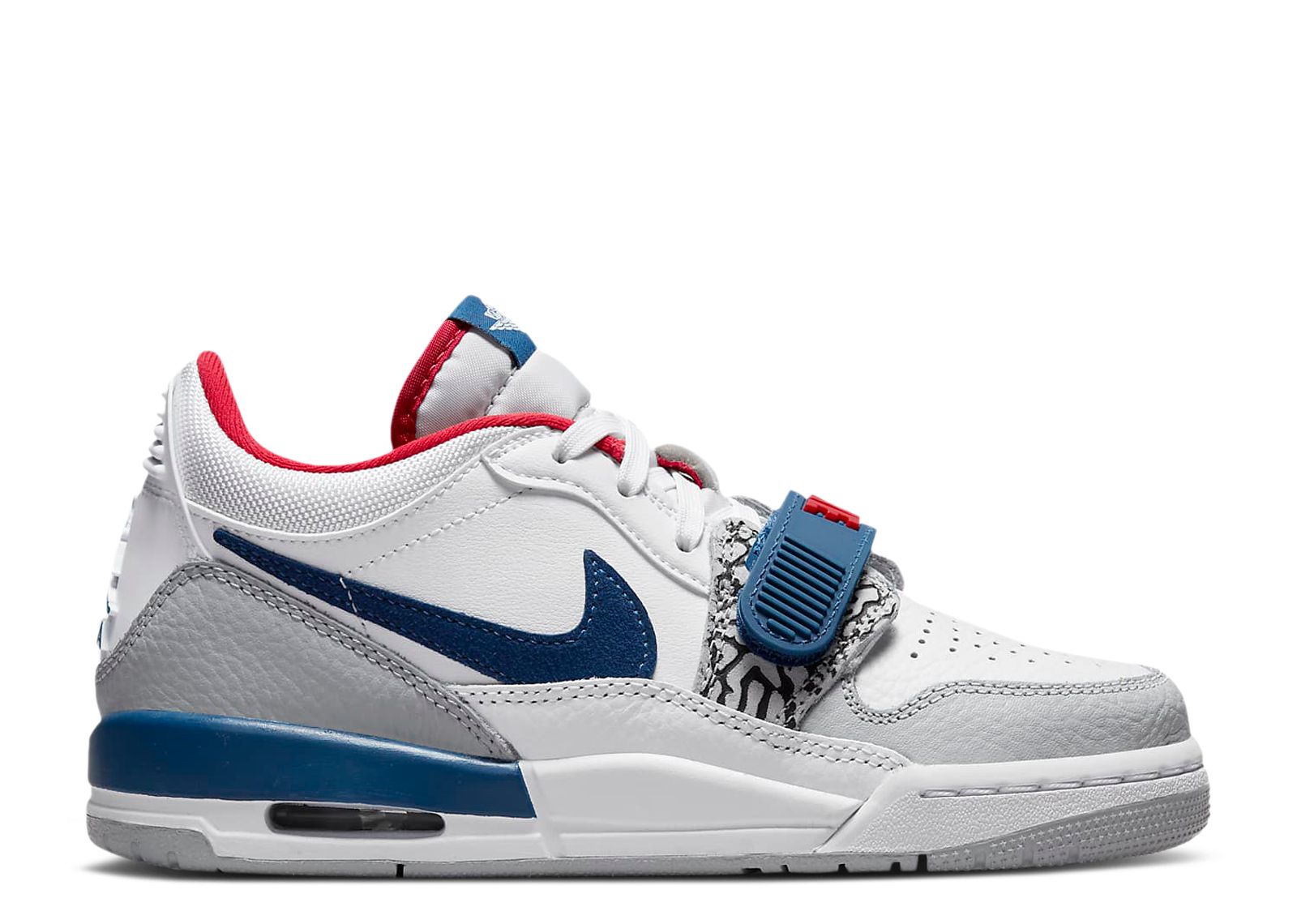 

Кроссовки Air Jordan Jordan Legacy 312 Low Gs 'White French Blue', белый