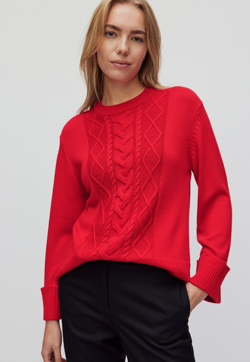 

Вязаный свитер SYLVIA CABLE KNITTED HOLIDAY SWEATER Dobber, цвет red